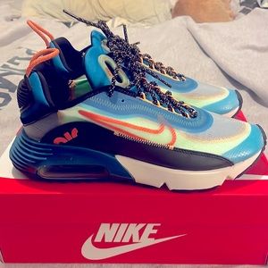 Nike air max 2090.
